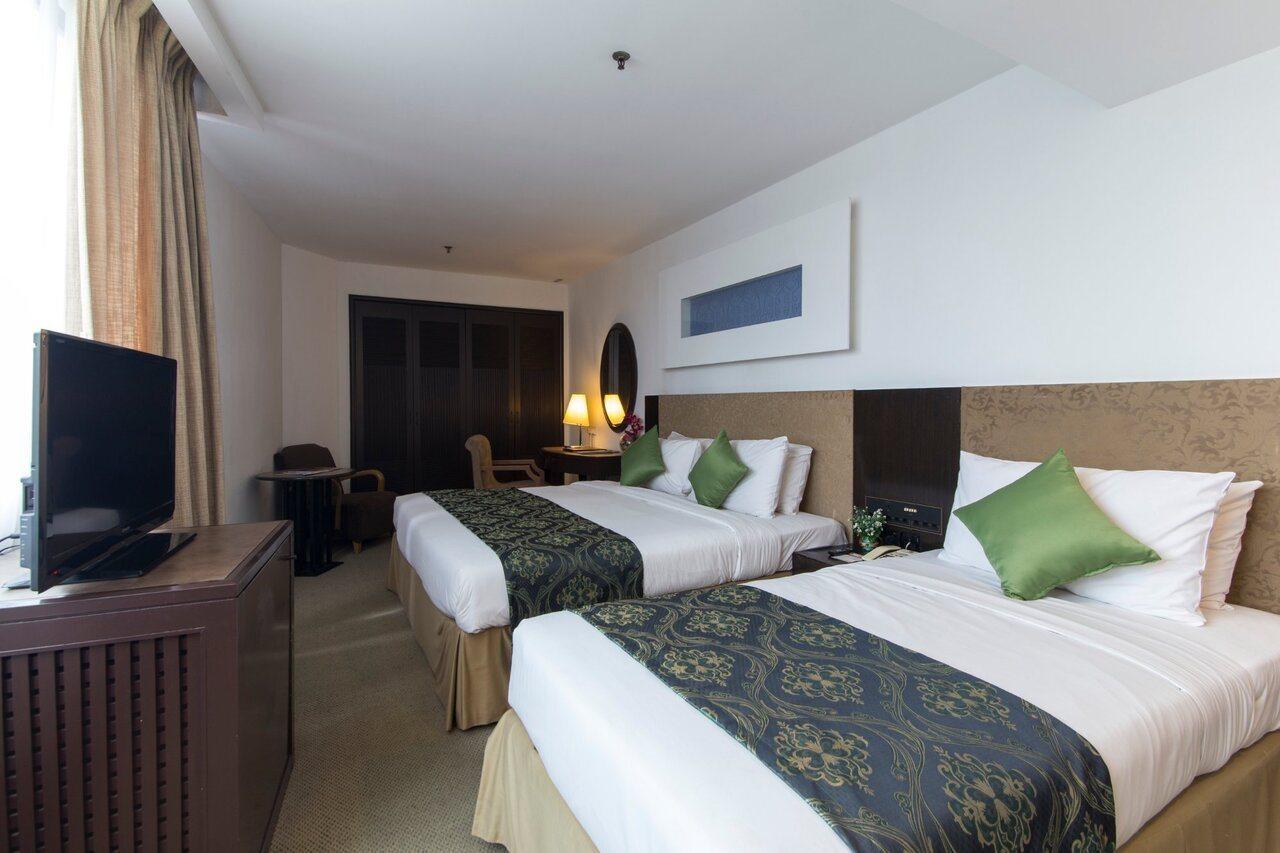 Regalpark Hotel Куала-Лумпур Экстерьер фото
