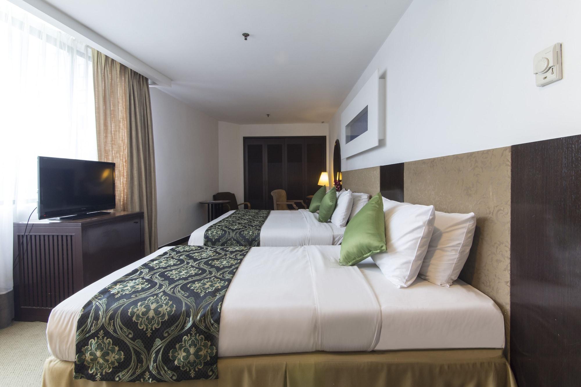 Regalpark Hotel Куала-Лумпур Экстерьер фото