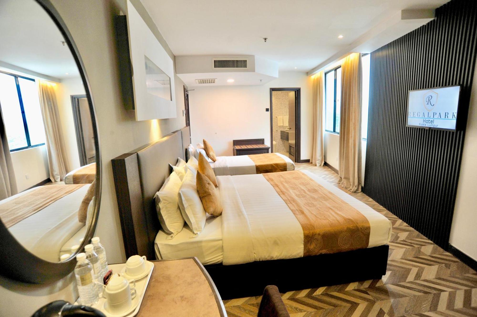 Regalpark Hotel Куала-Лумпур Экстерьер фото