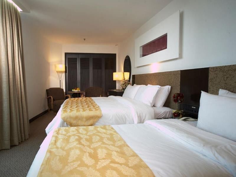 Regalpark Hotel Куала-Лумпур Экстерьер фото